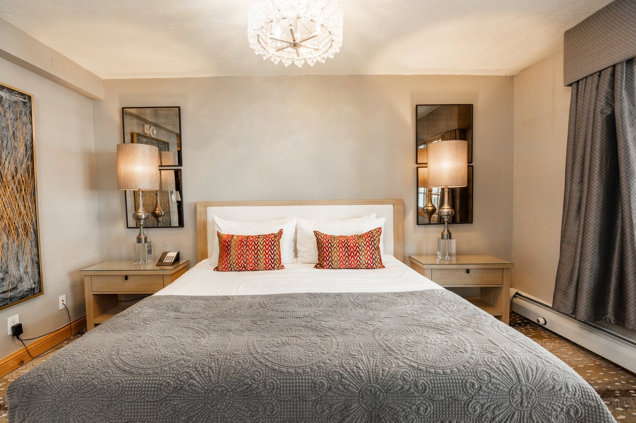 The Lodge at Vail Condominiums #262