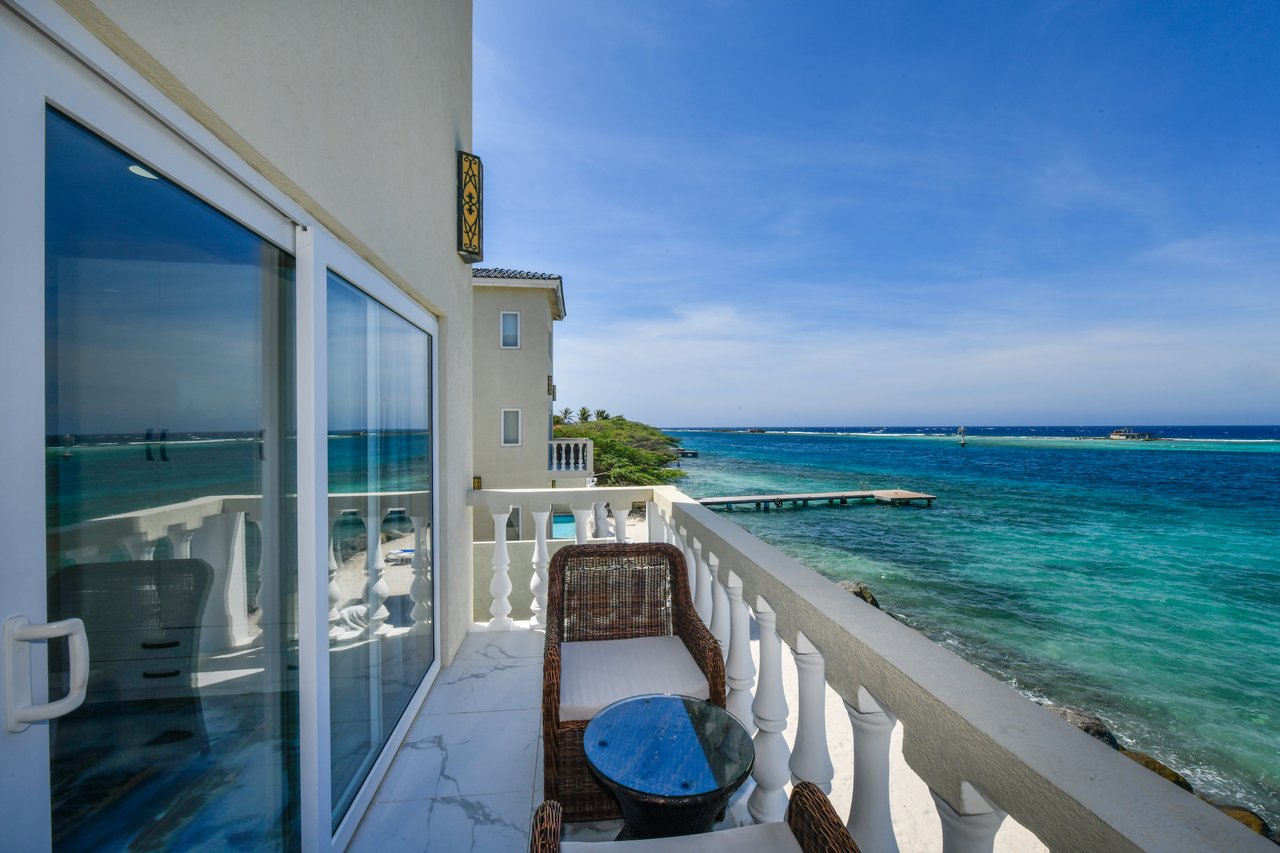 Savaneta 222 Villa 2