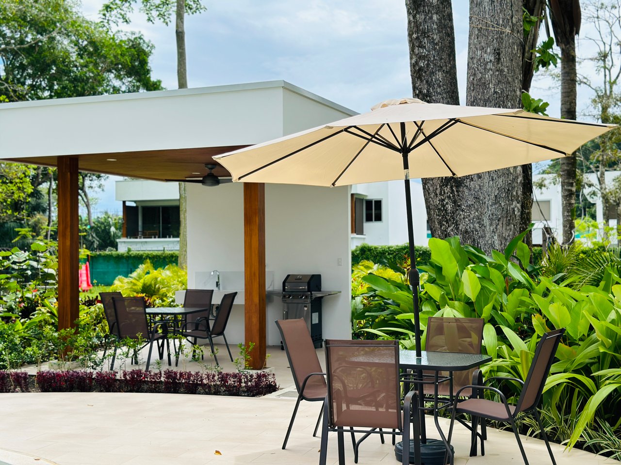 Selva Coral Luxury Living in Jaco