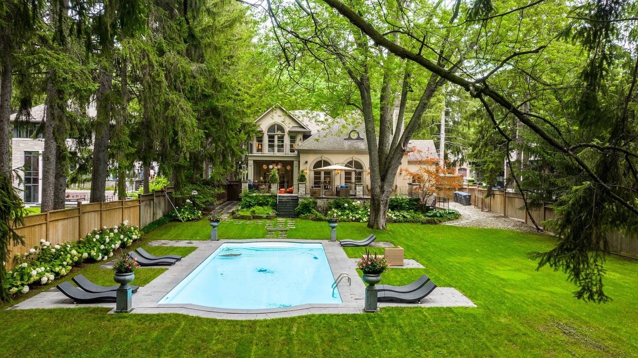 Serene Oasis in Mineola West