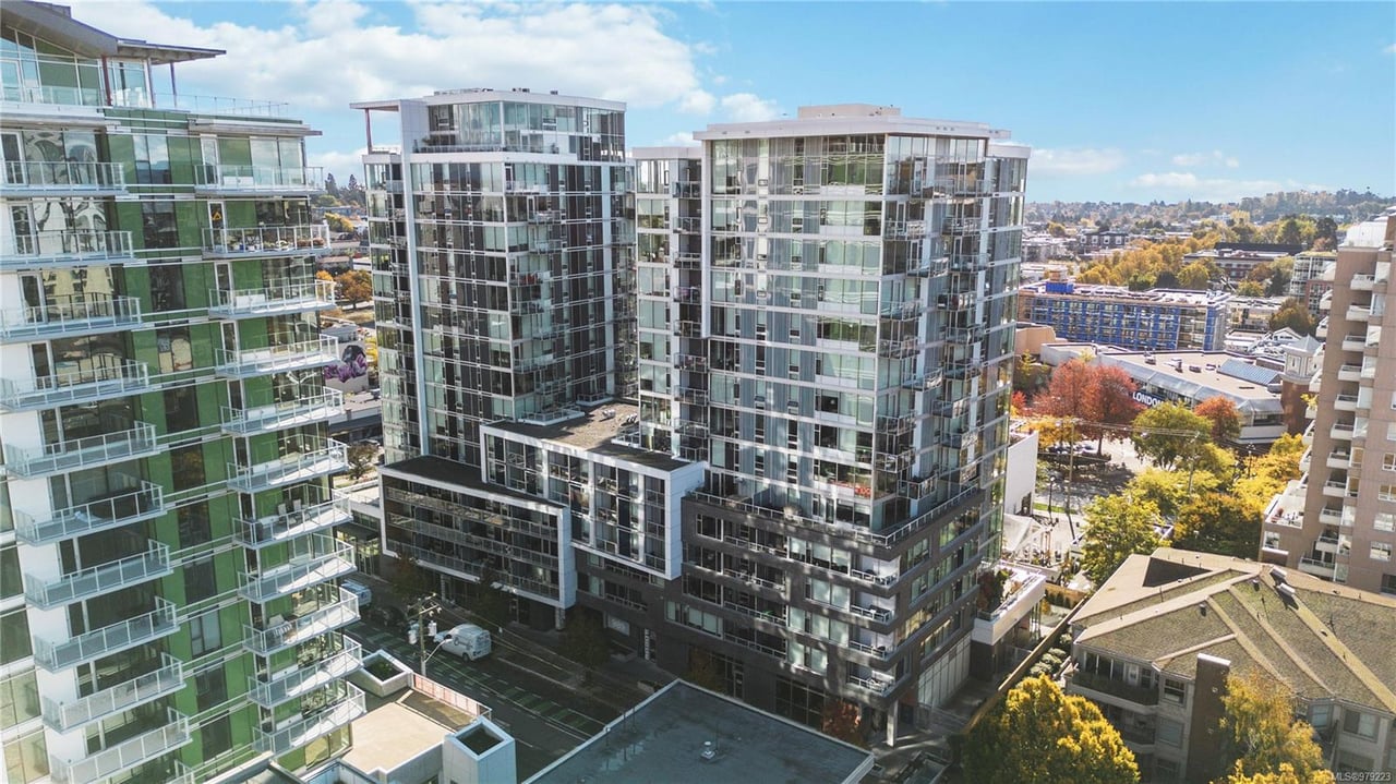 1101-989 Johnson St, Victoria