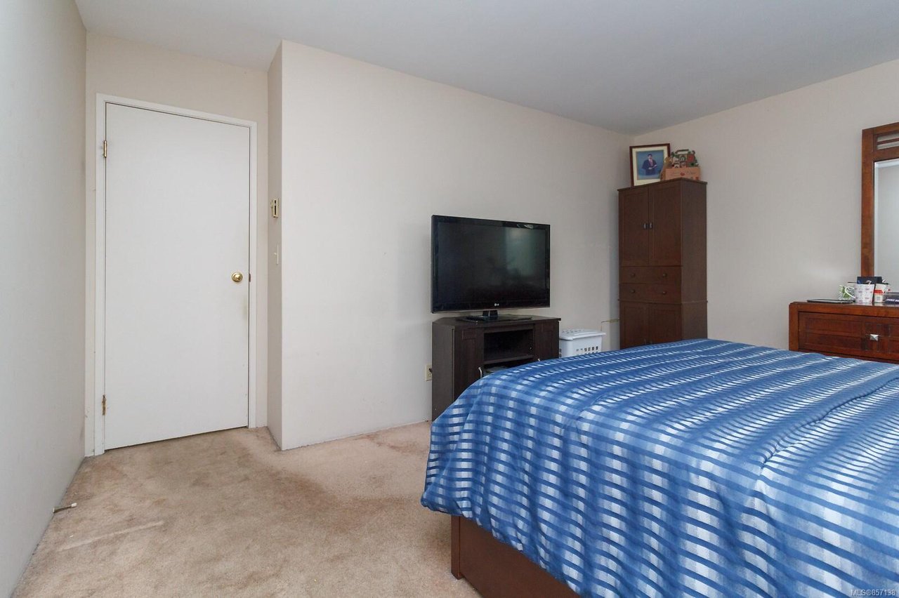 7-1550 North Dairy Rd, Saanich