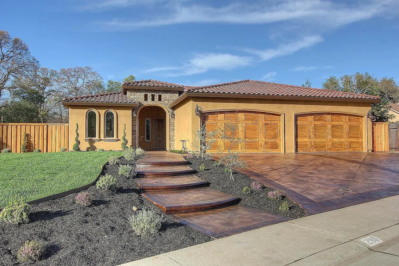 280 Alpine Falls Dr