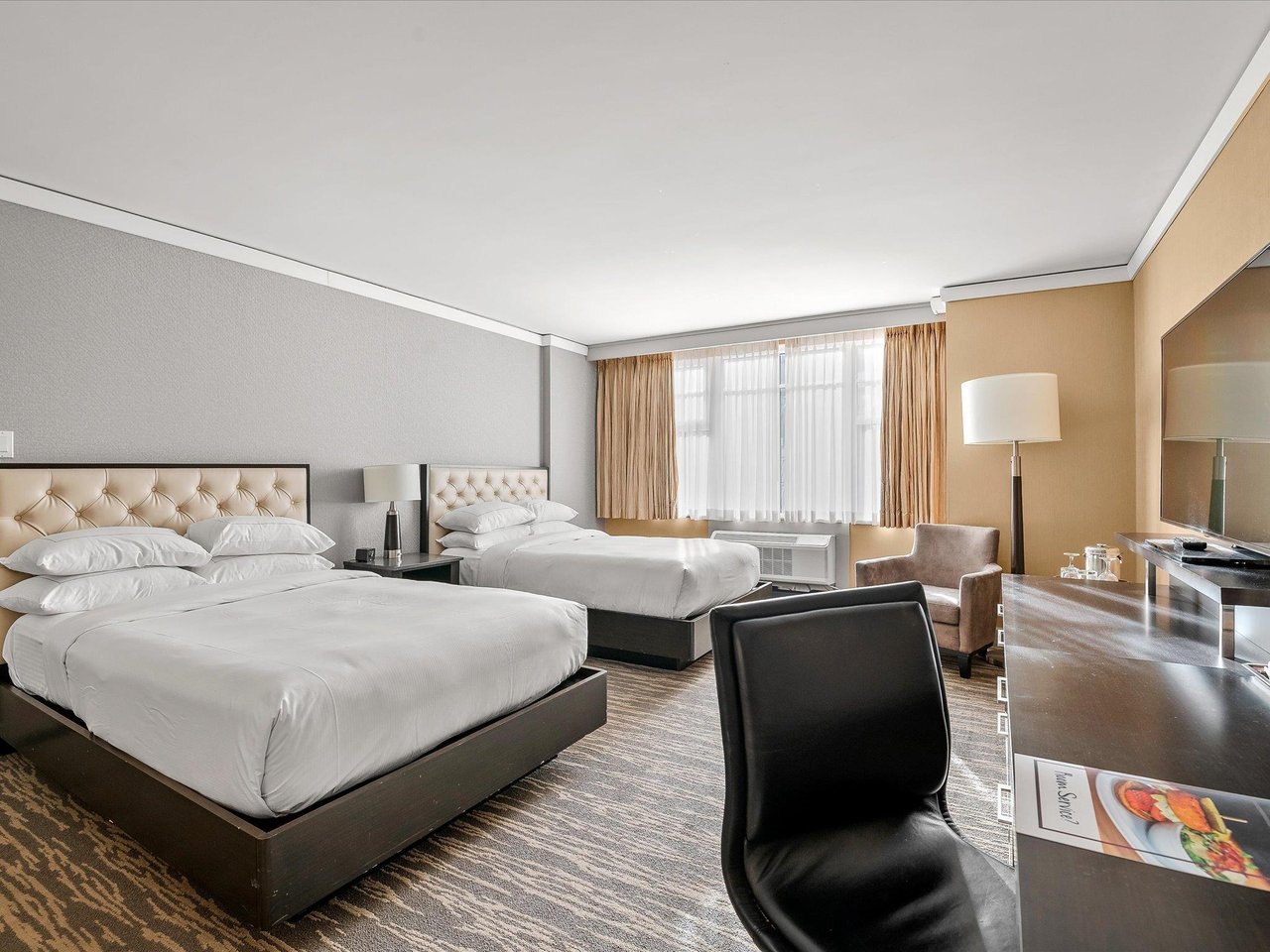 502/504-4050 Whistler Wy