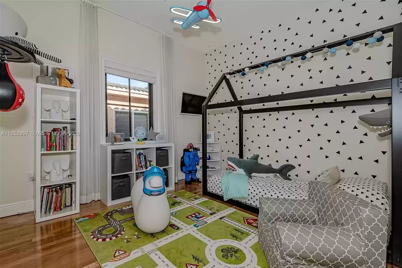 2929 Day Avenue