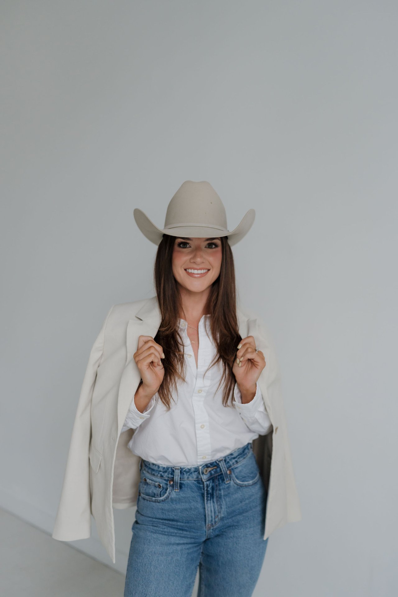 TAYLOR GREEVES