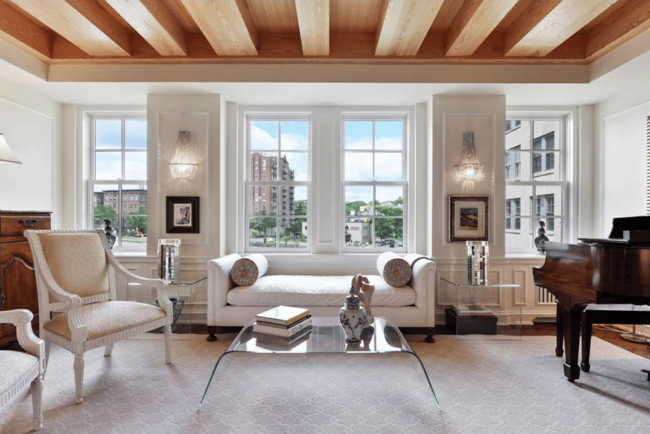 510 Groveland Avenue #304
