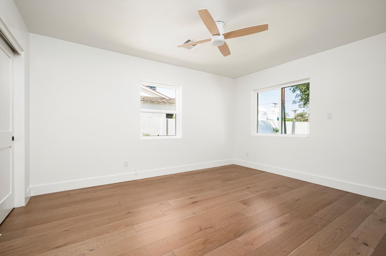 3131 N 53RD Place