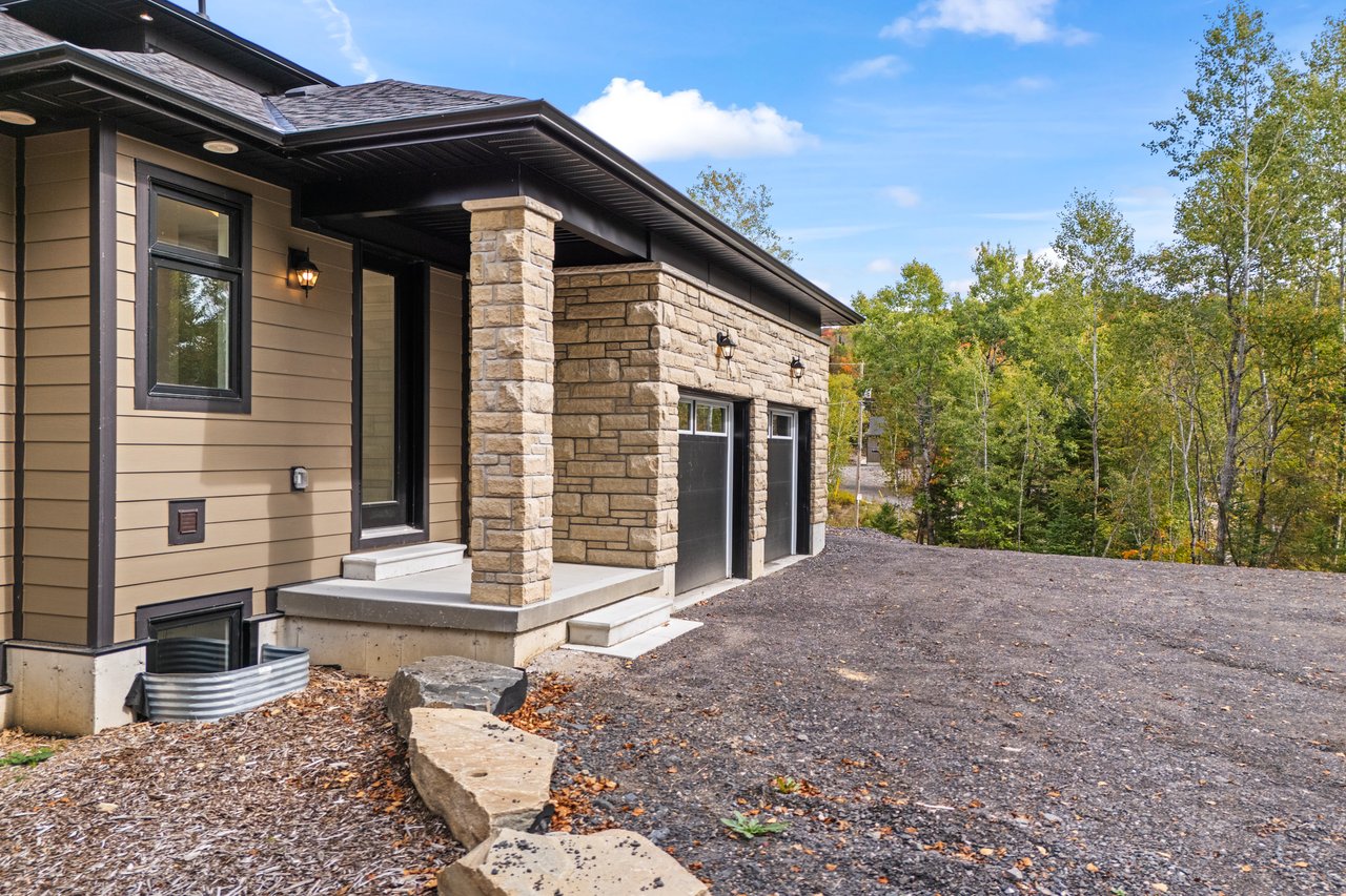 87 - 1019 PONDVIEW COURT
