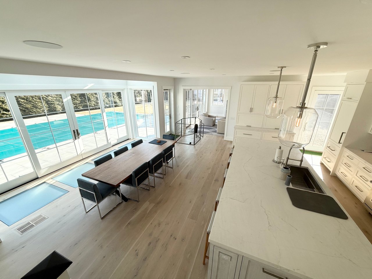 30 Pierce Ln