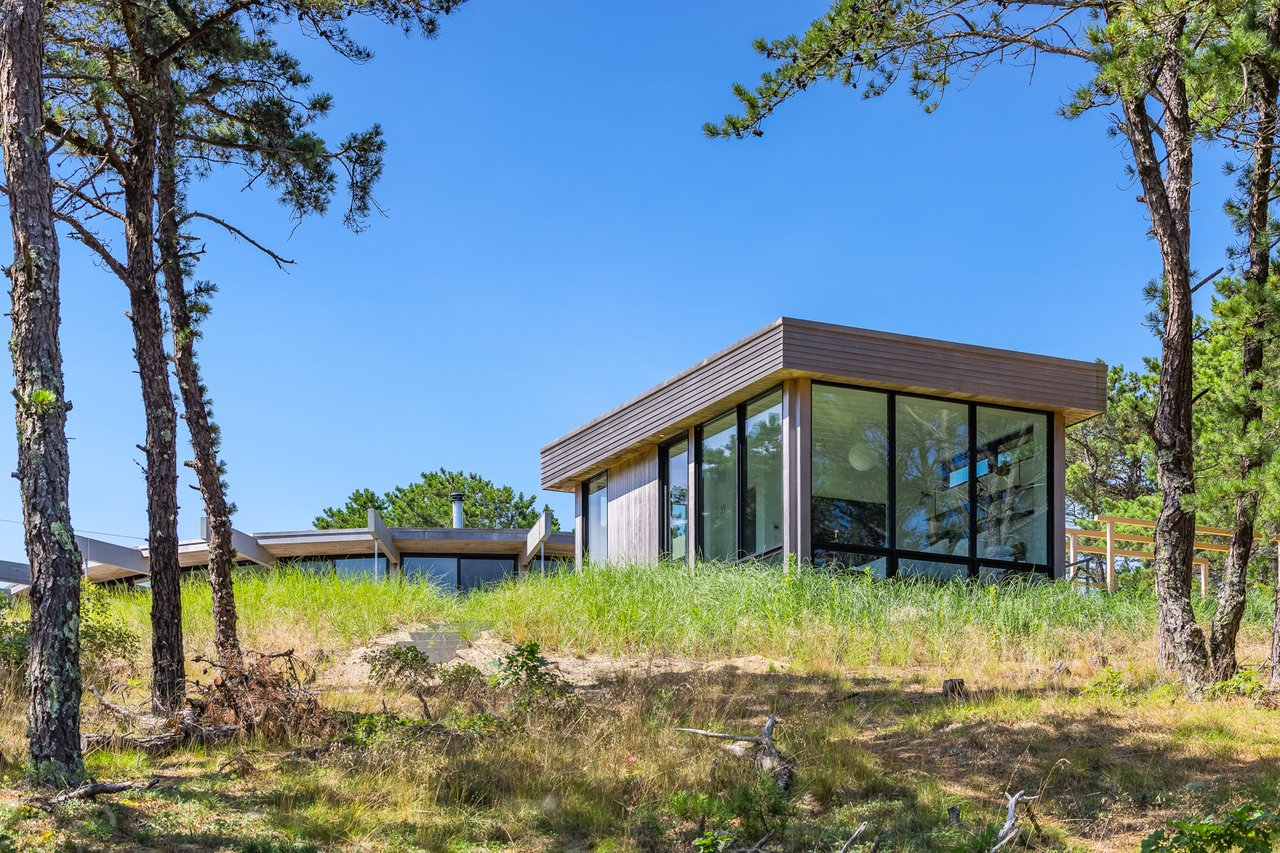 Cape Cod Modernist Masterpiece