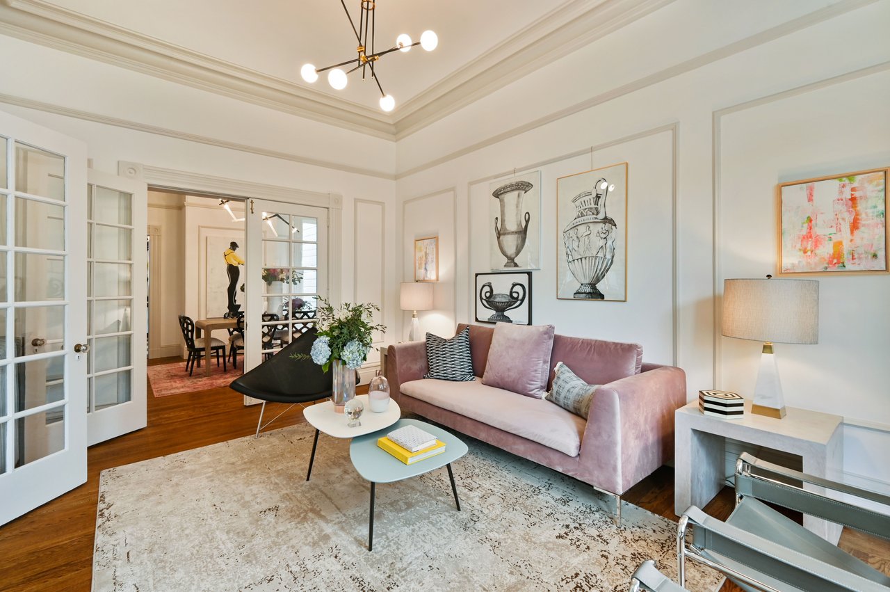 LET’S TALK LIVING ROOMS: FORMAL VS. CASUAL