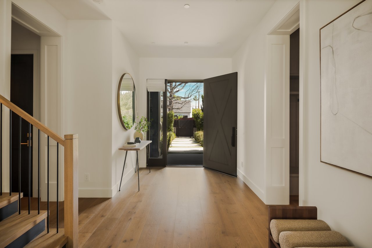 4261 Denny Ave, Toluca Lake 