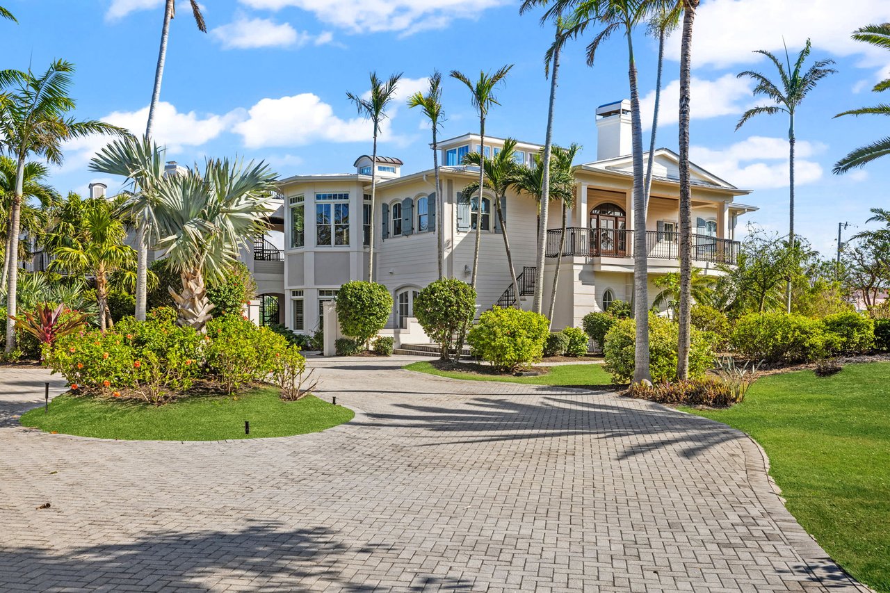 16475 Captiva Dr
