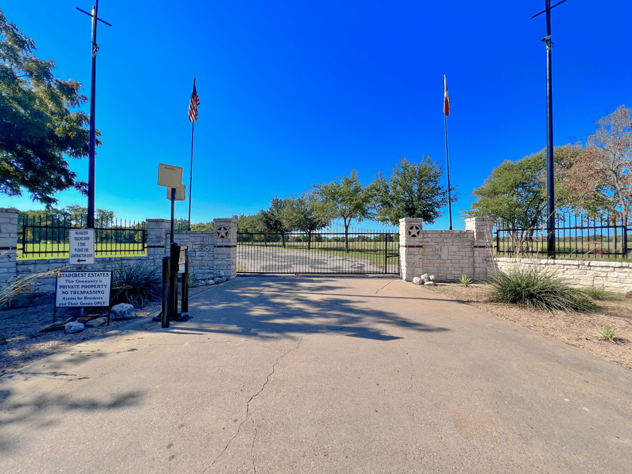 Starcrest Estates