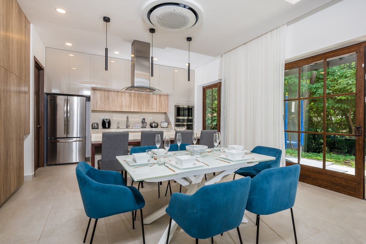 Lago de Palma 58 | Walk-to-Beach Luxury Home in Exclusive Hacienda Pinilla Community