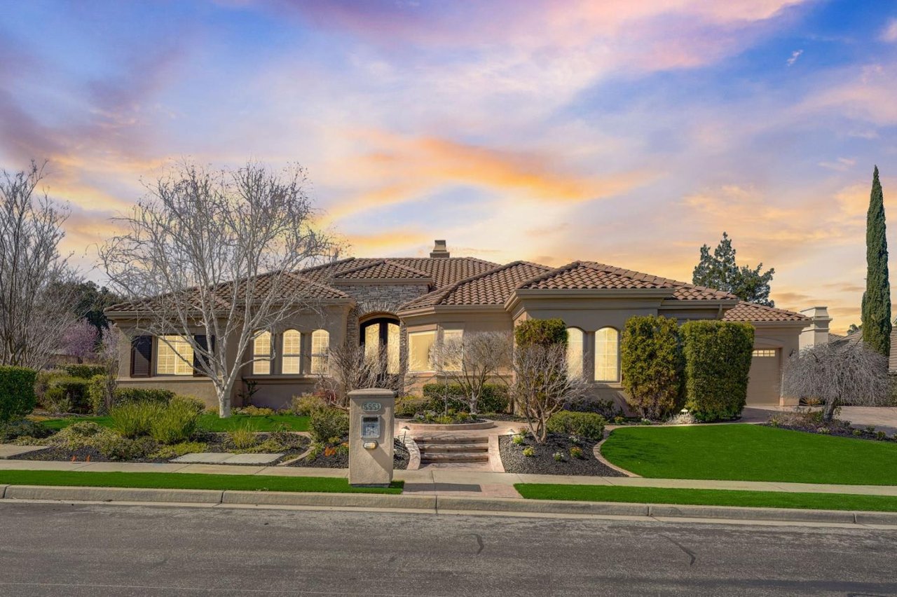 5551 Country Club Parkway • San Jose • 95138