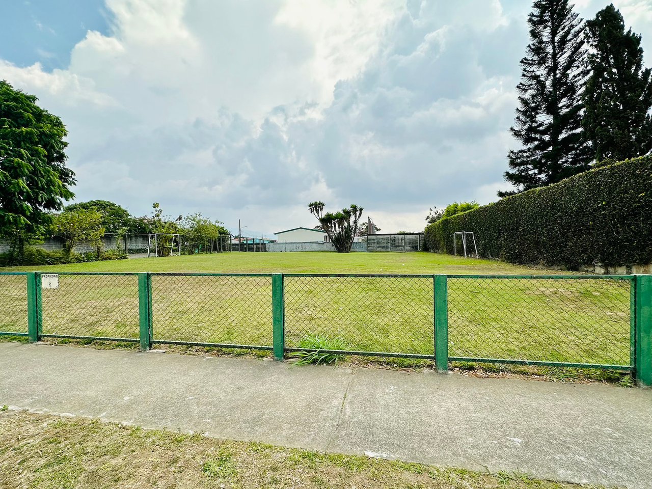 Flat Secure Residential Lot, Curridabat, San Jose