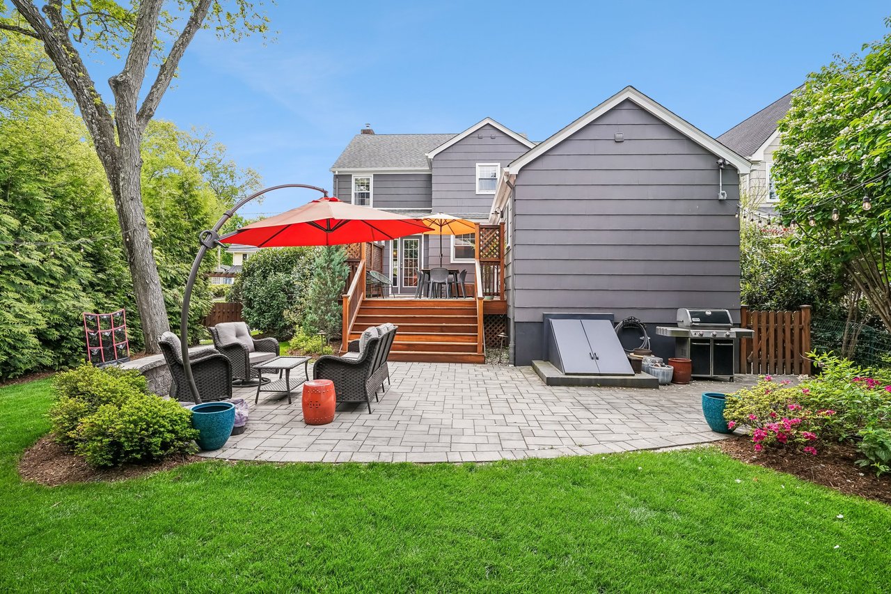 11 Kendal Avenue