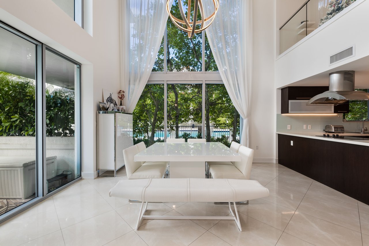 7928 East Drive #106