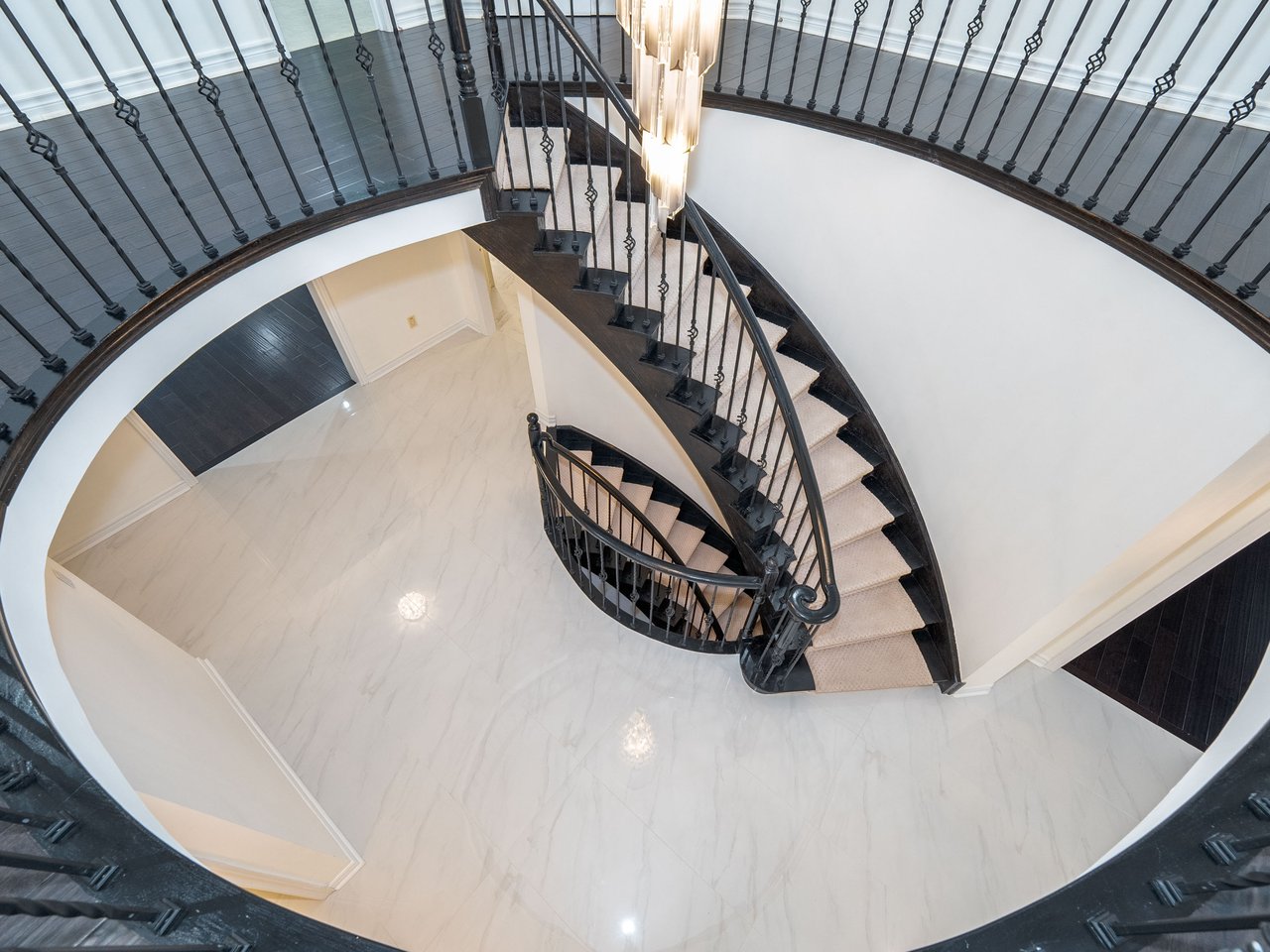 39 Montclair Rd