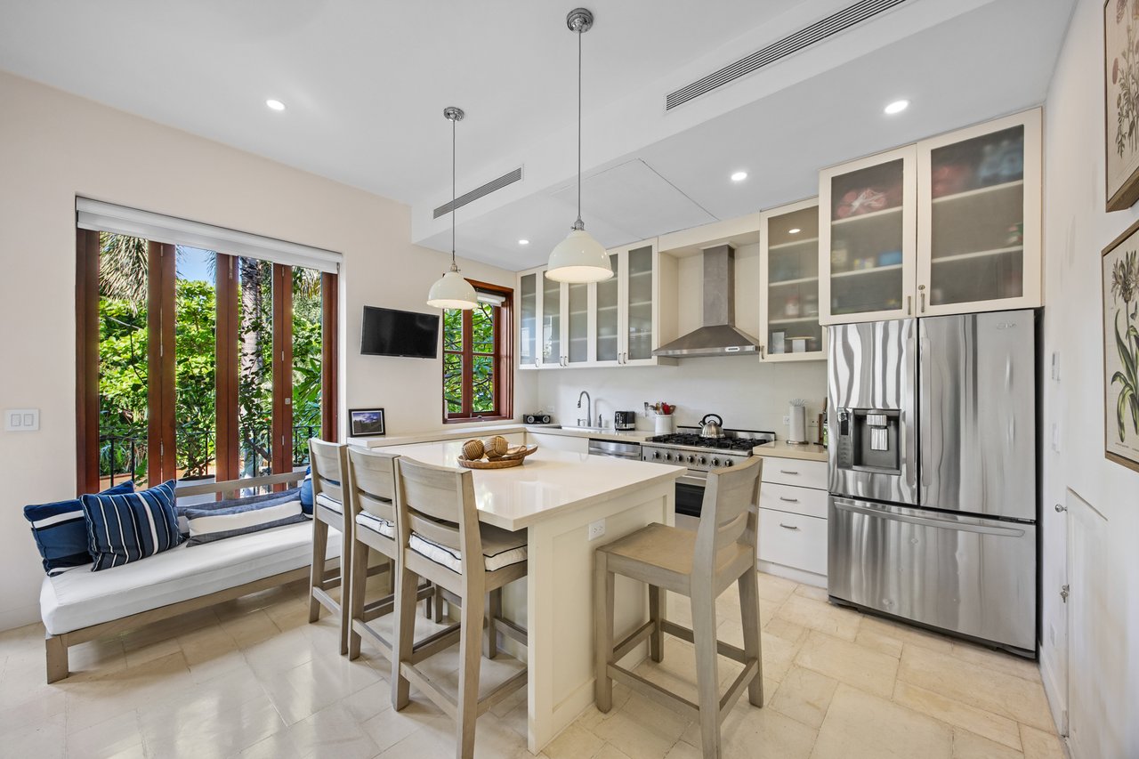 25 Paseo Del Mar | Beachfront 4BR Villa with Rooftop Terrace in Las Catalinas