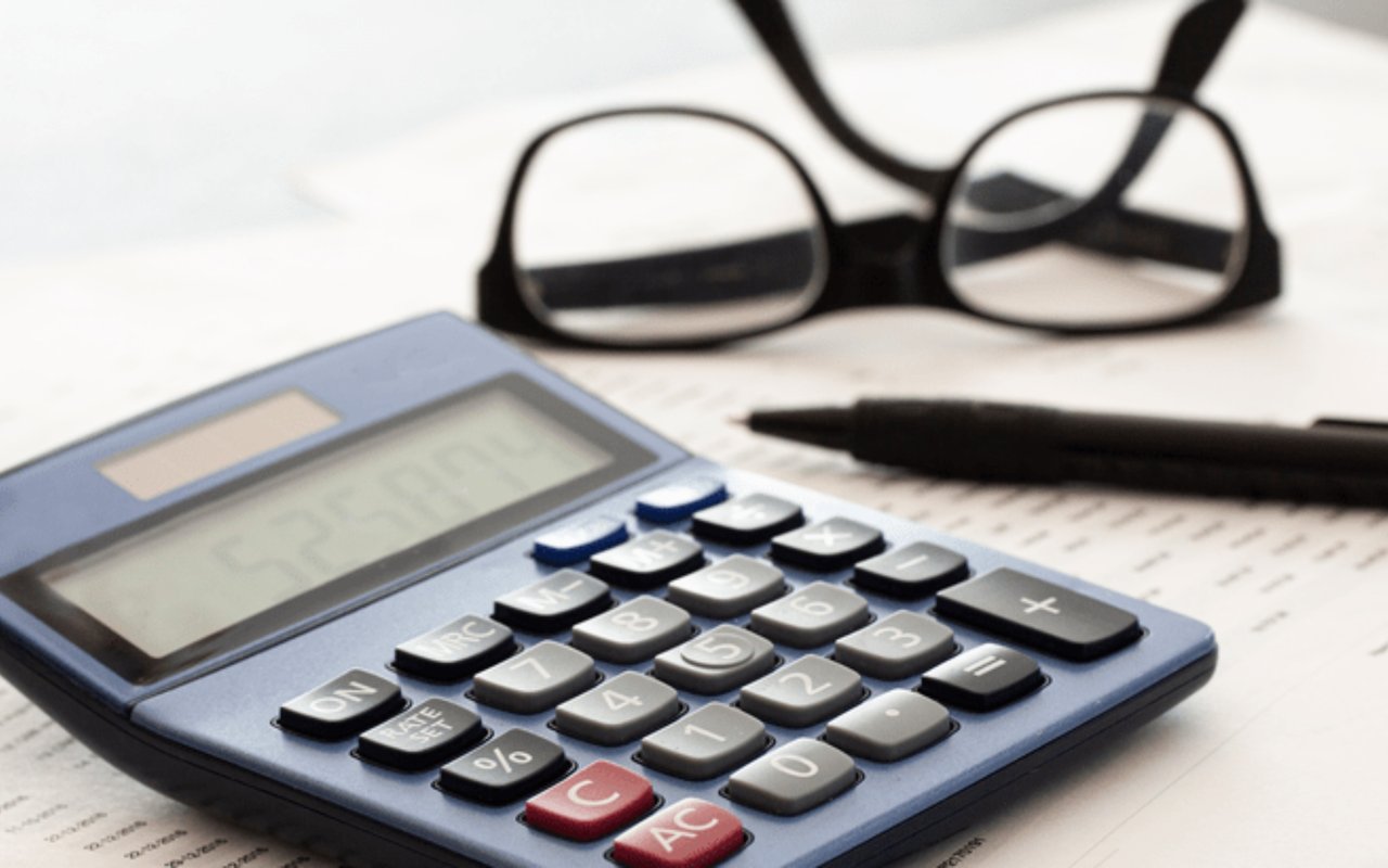 Thinking About Renting Your House Instead of Selling? Read This First