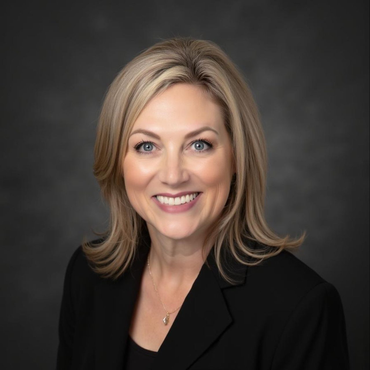 Kristina Guzman San Antonio, TX Real Estate Agent Headshot