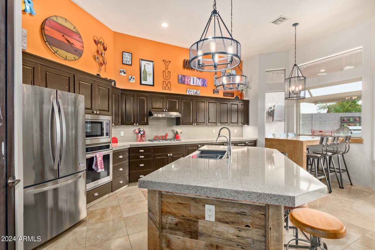 1540 E Villa Theresa