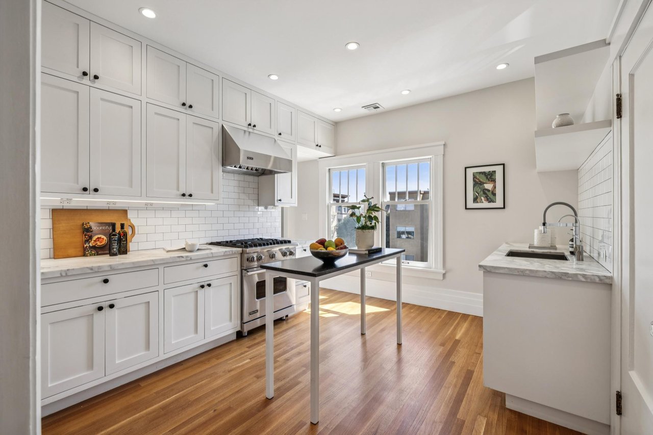 95 6th Avenue