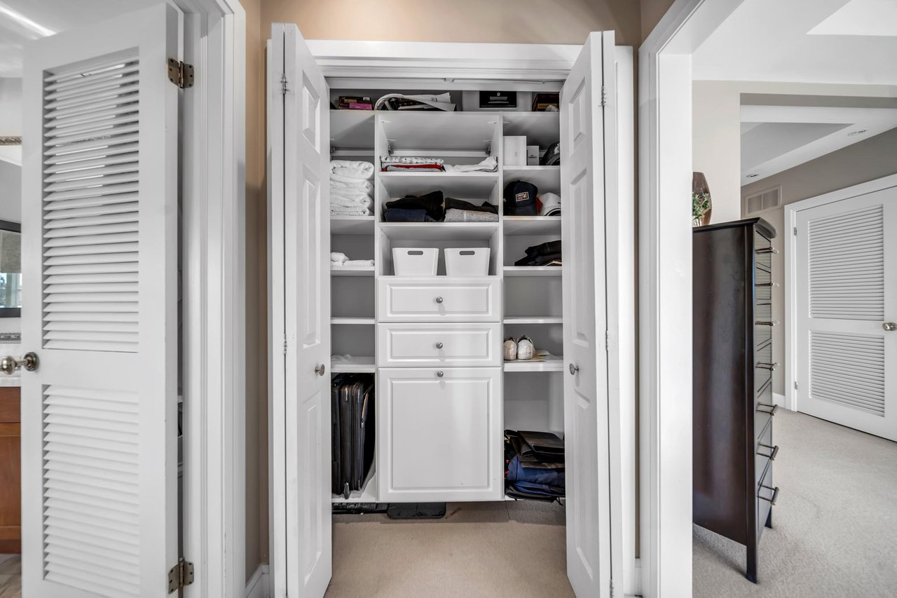 Sun-Filled Corner Lot