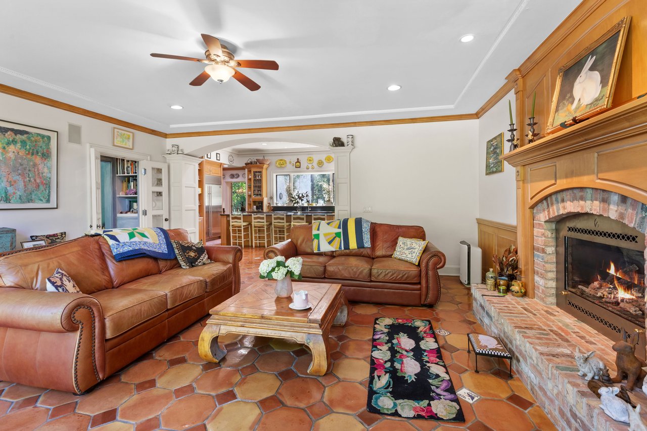 283 West Laurel Ave