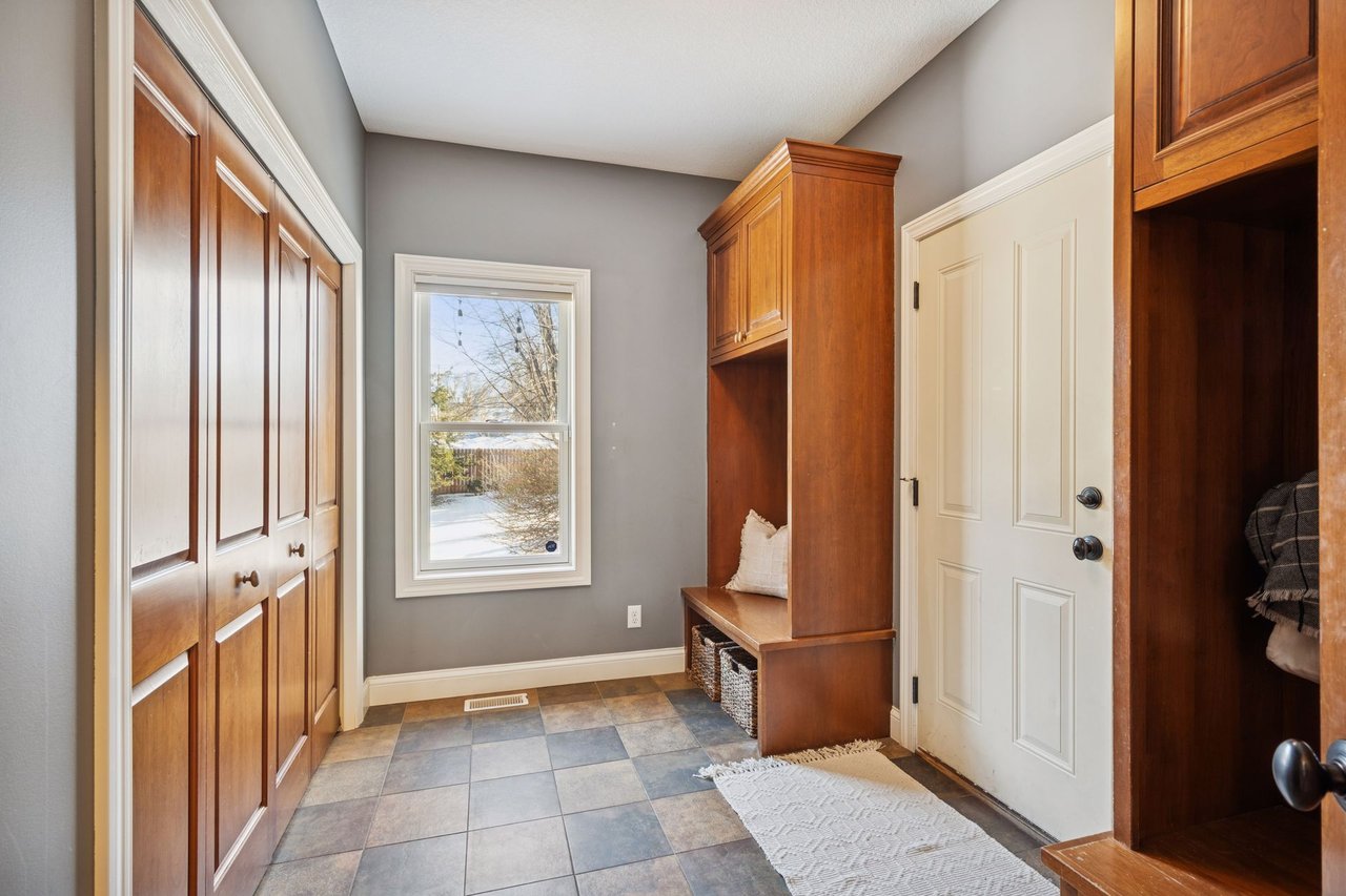 5321 Halifax Ave S, Edina