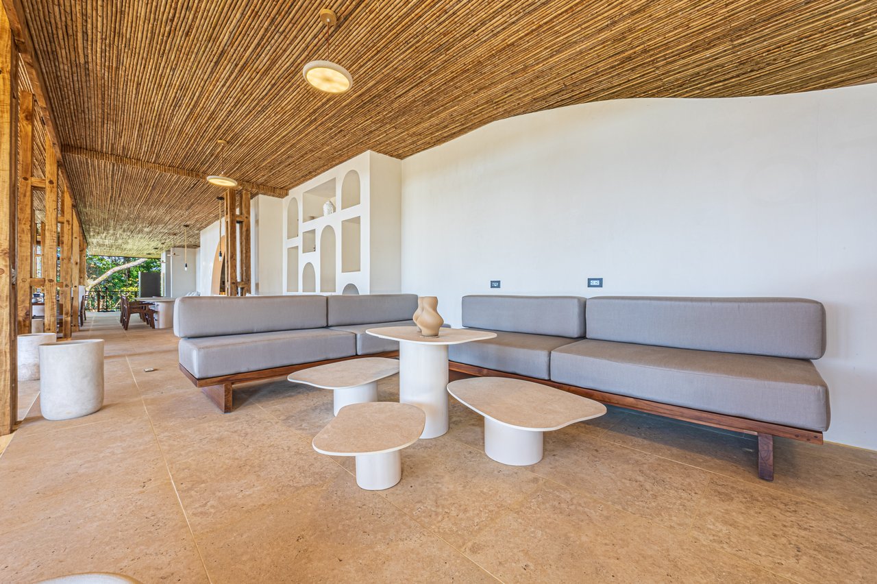 Luxury Hotel Boutique with Ocean Views | Walking distance to the beach | 13.2 Acres