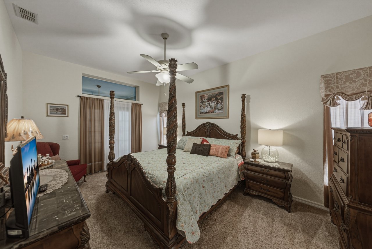12215 WOODLANDS CIR