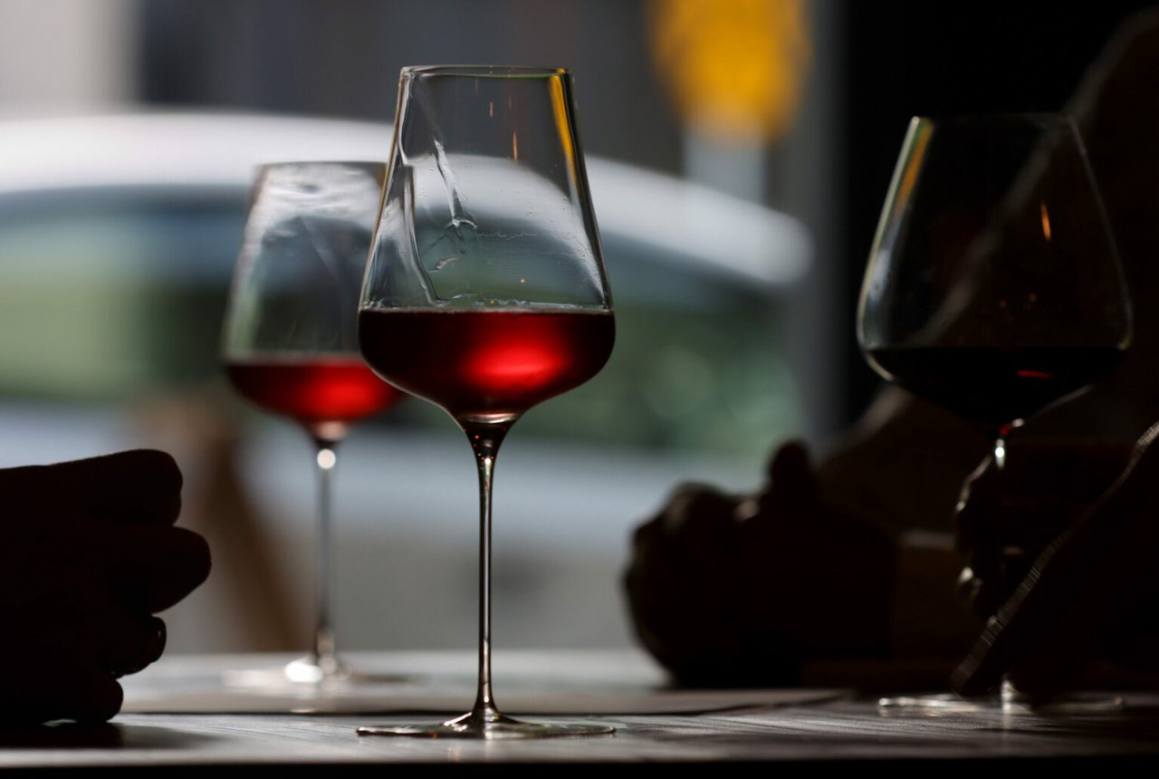 Healdsburg and Napa Wine Bars Spotlighted in Wine Spectator