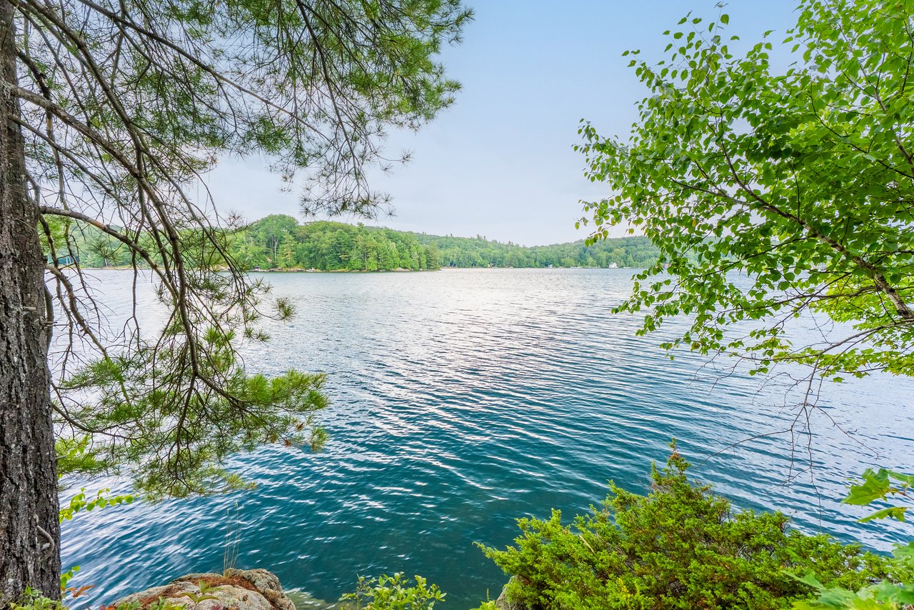 Skeleton Lake