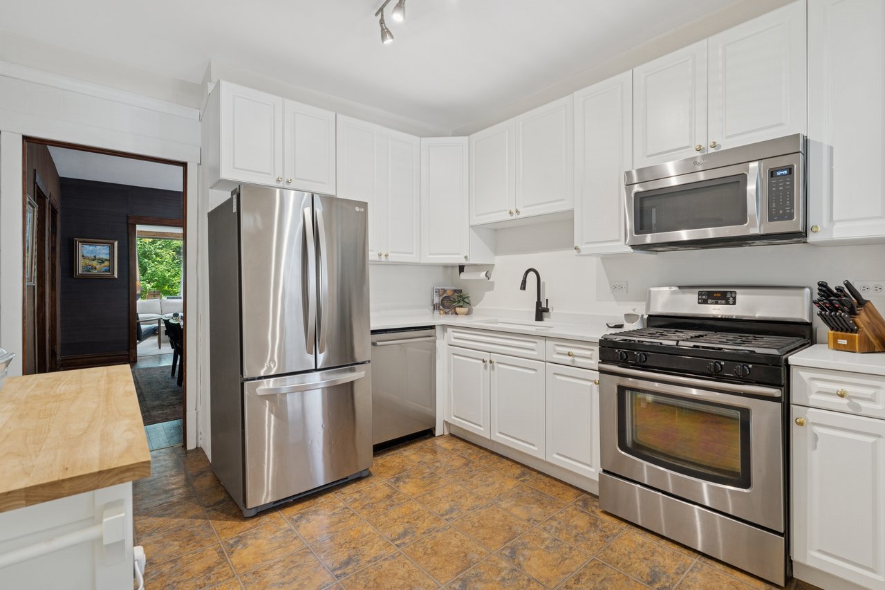 2462 North Linden Place - A Logan Square Gem