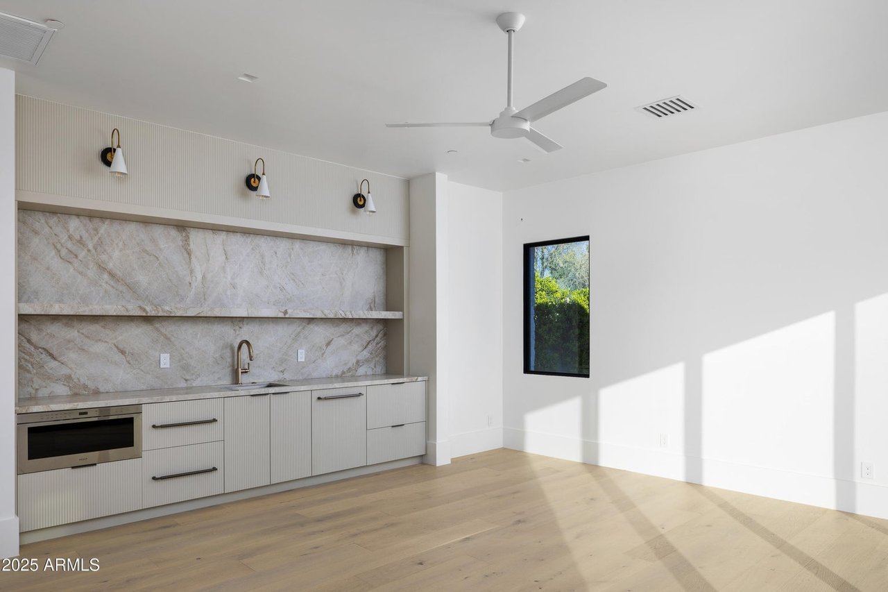 5636 E CABALLO Drive