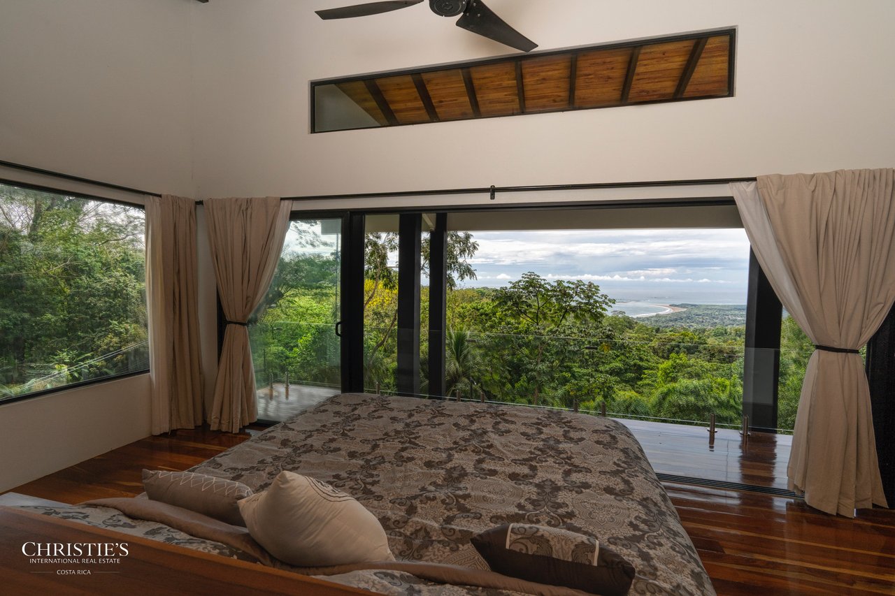 Beauty Villa- Ocean View in Uvita