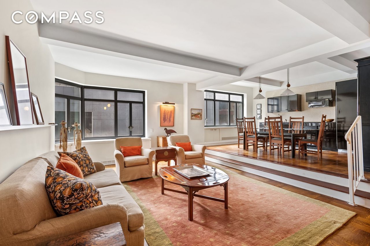 25 W 54th St, #8DE