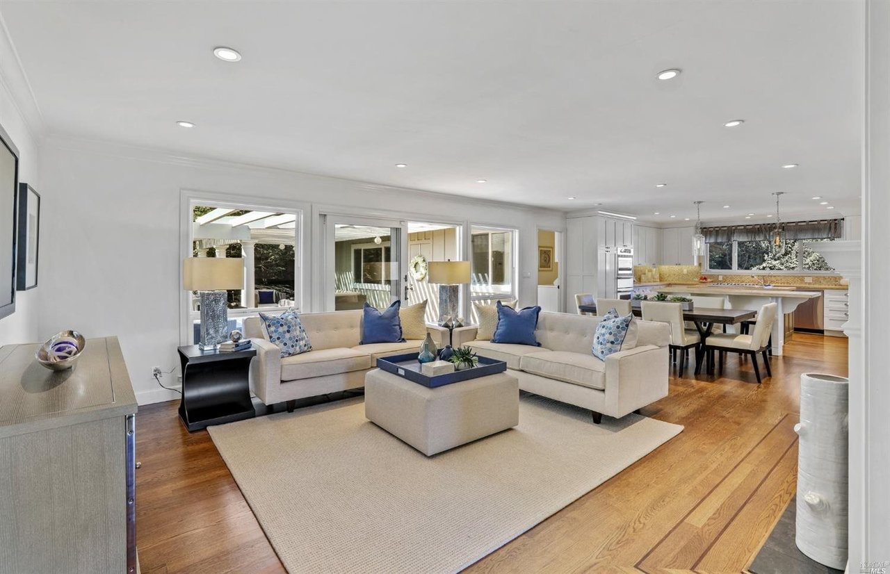 151 Fernwood Dr