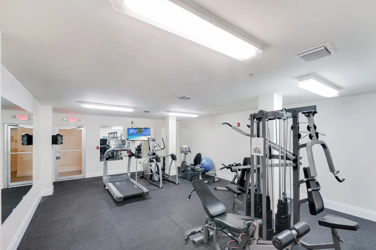 3339 Virginia Street # 301