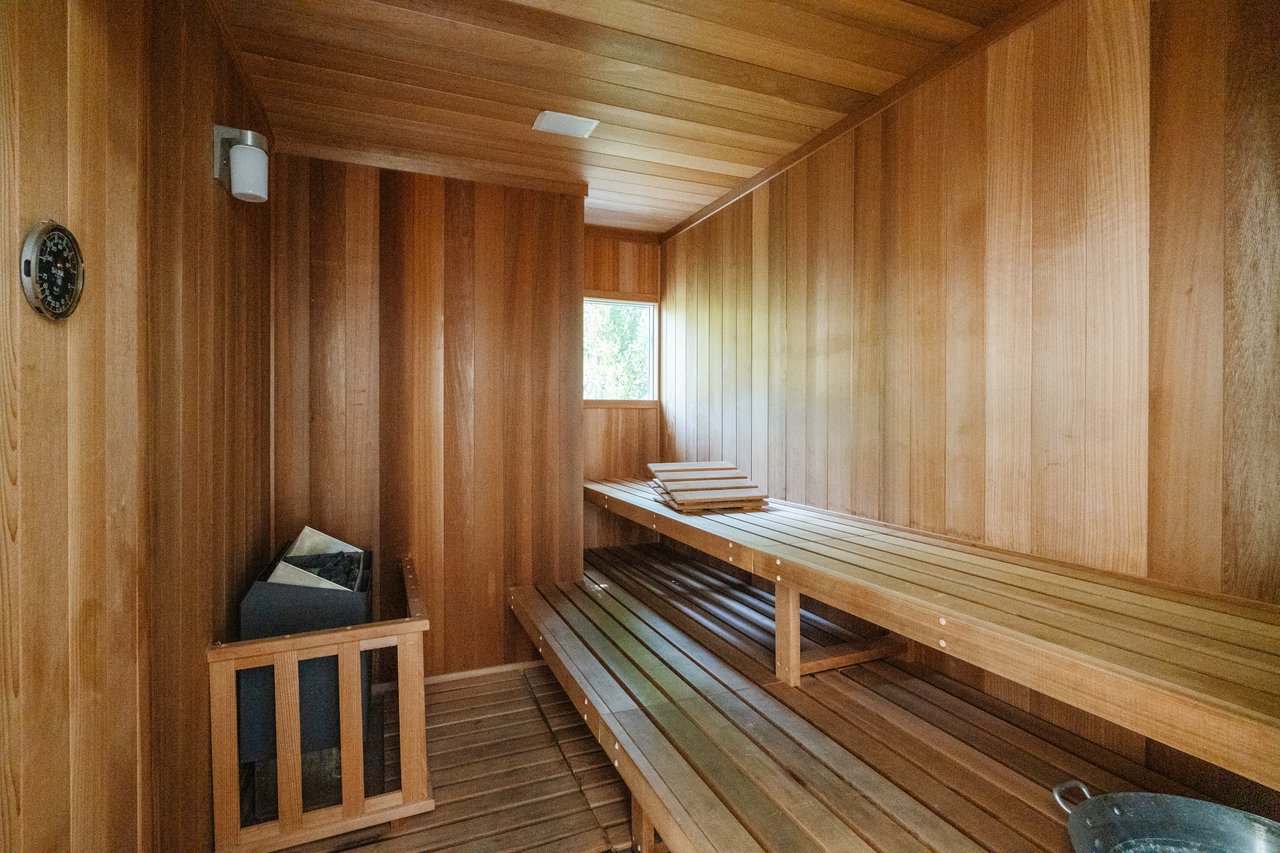 1558 Sunset Plaza Dr, Hollywood Hills