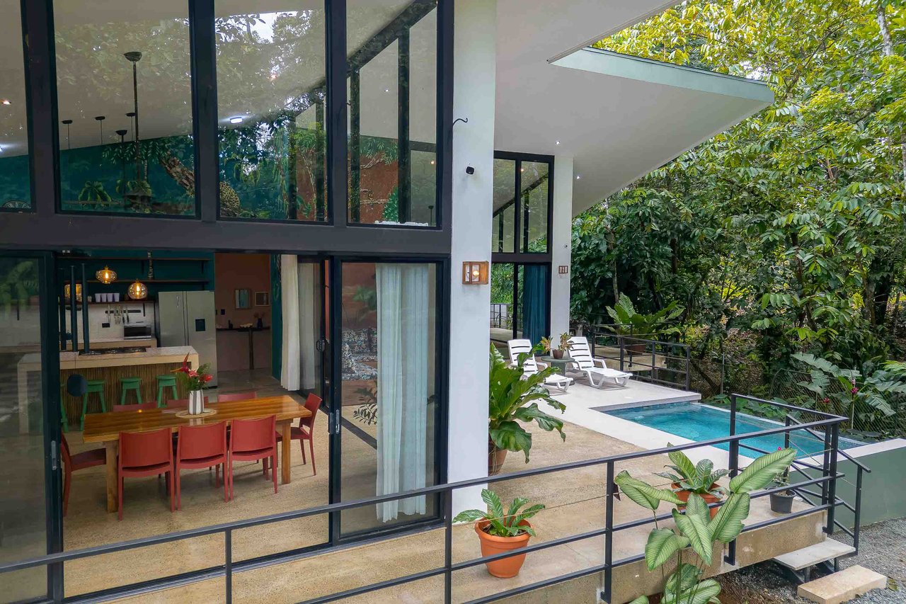Furnished and Turnkey Home Rainforest Villa with Pool and Creek