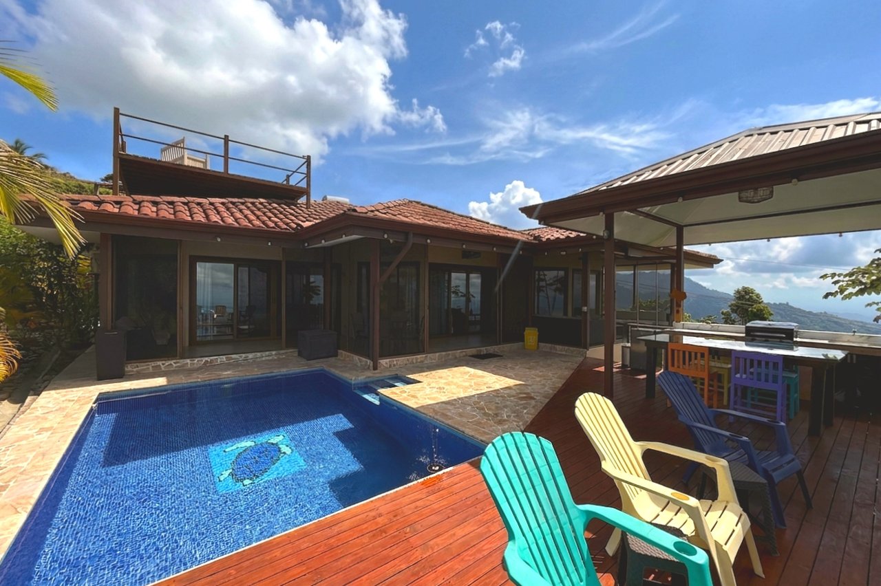 Ocean-View 3-Bedroom Home with 1-Bed Guesthouse, Pool & Spectacular Panoramic Views of Osa Peninsula in Balsar above Ciudad Cortés Costa Rica