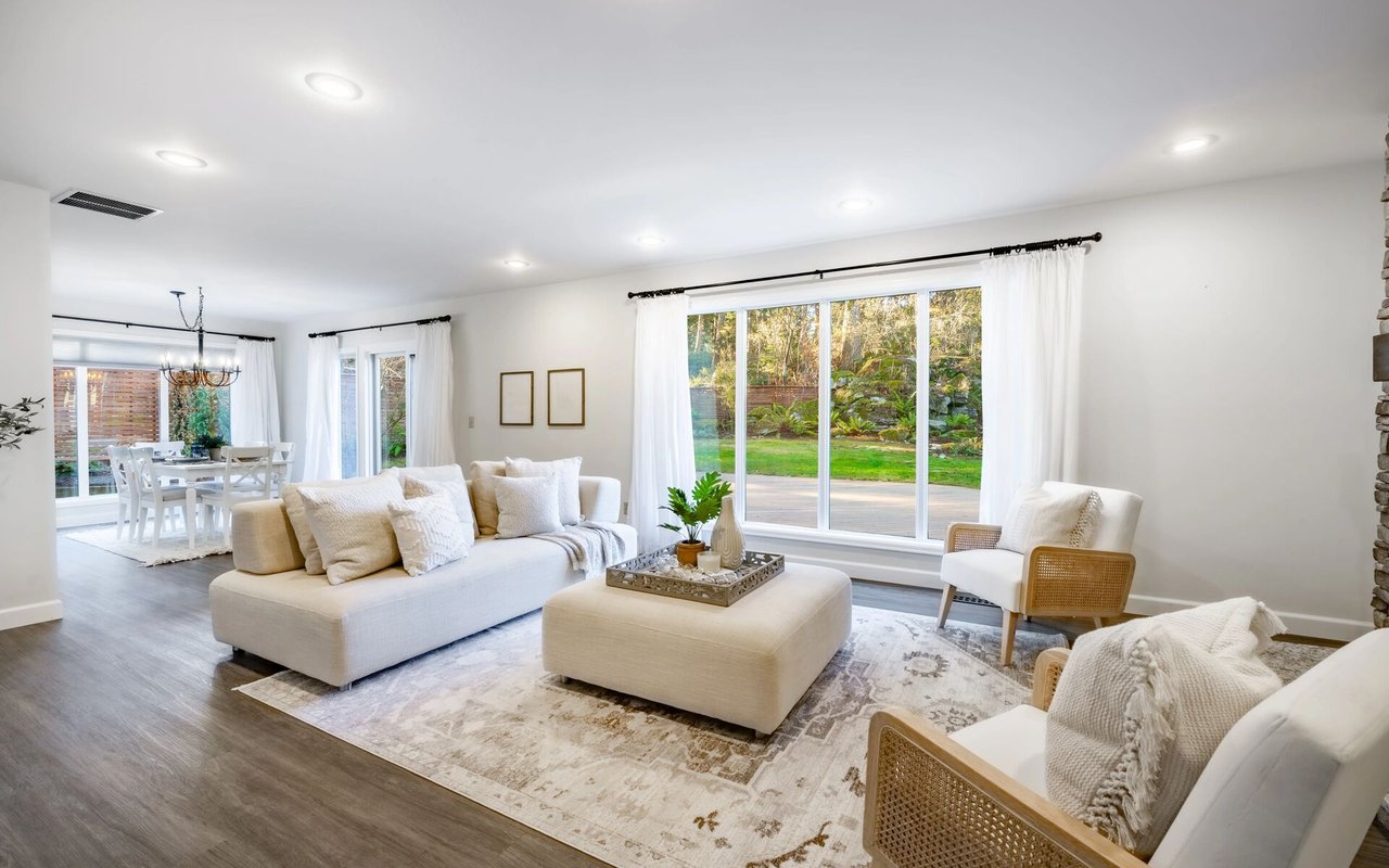 Unusual Move by Celebrity Homes in Heritage Hills and Pradera