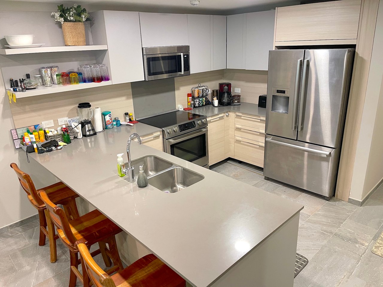 ELAN GROUND FLOOR 2 BEDROOM CONDO WITH BEACH ACCESS. UNIT 4E