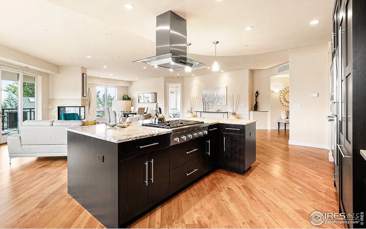 2801 Pennsylvania Avenue, #302