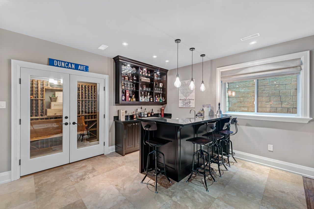 17 Wenonah Dr
